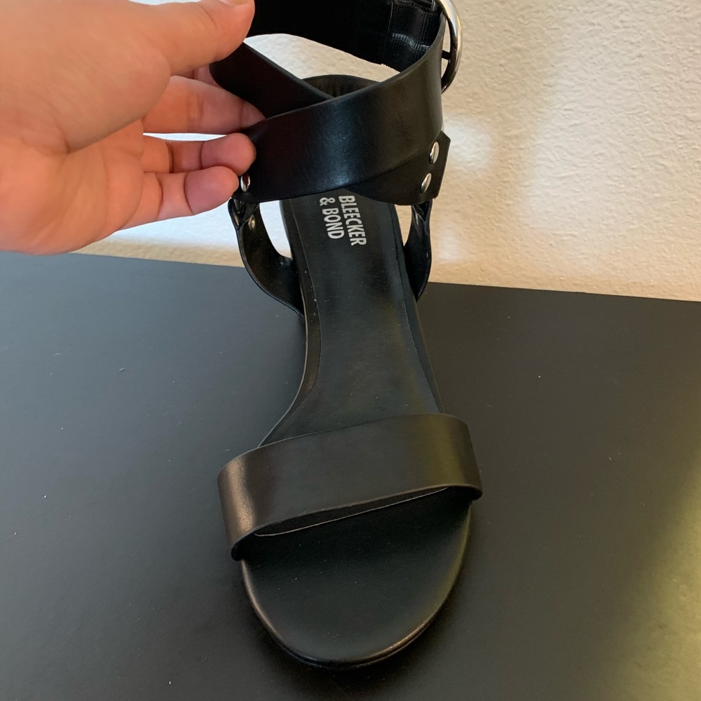 Strap sandals - Picture 5 of 9
